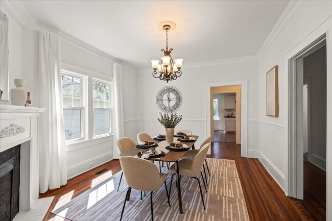 Building Photo - There is a Wow Factor in this Fully Renova...