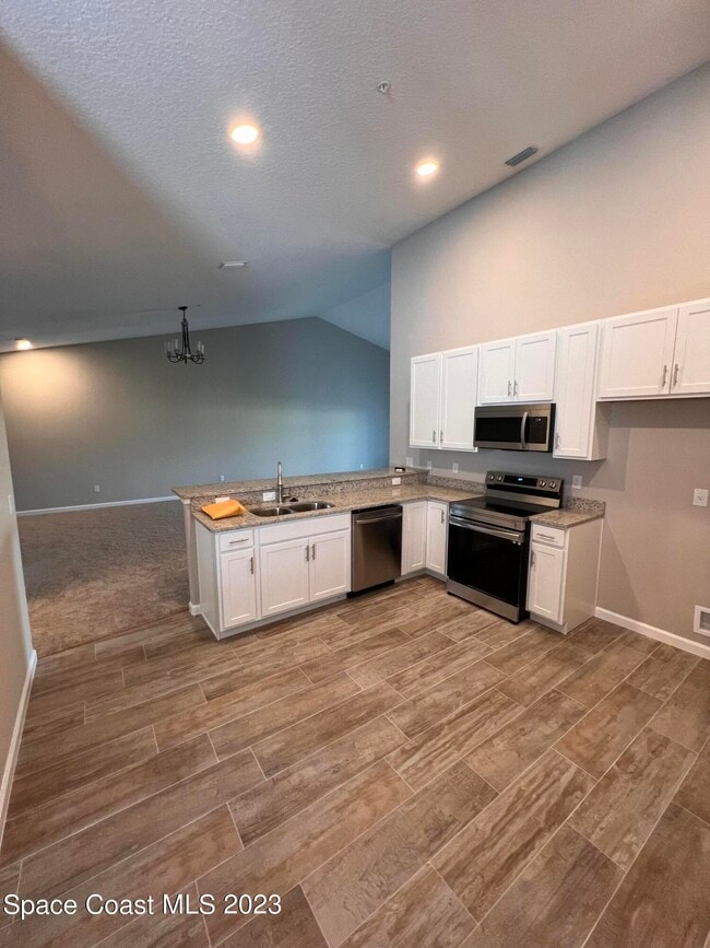 Building Photo - 3930 Playa Del Sol Dr