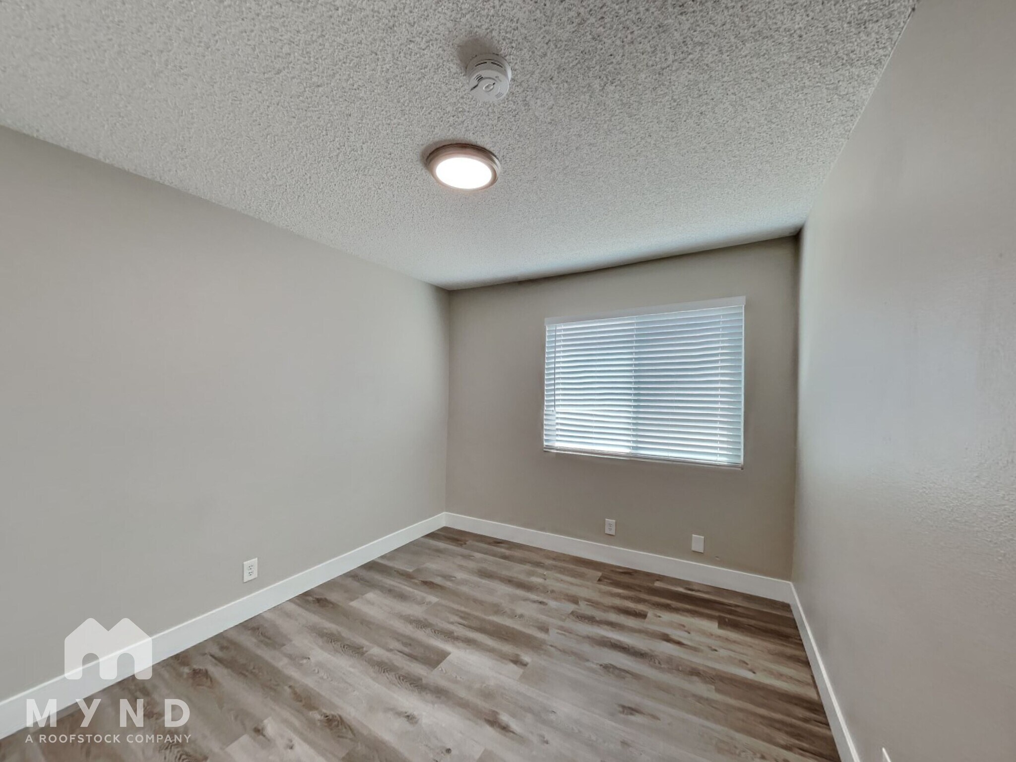 Building Photo - 4423 Honeycomb Dr