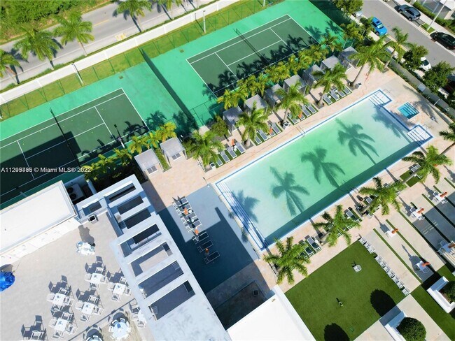 Building Photo - 6667 NW 102nd Path