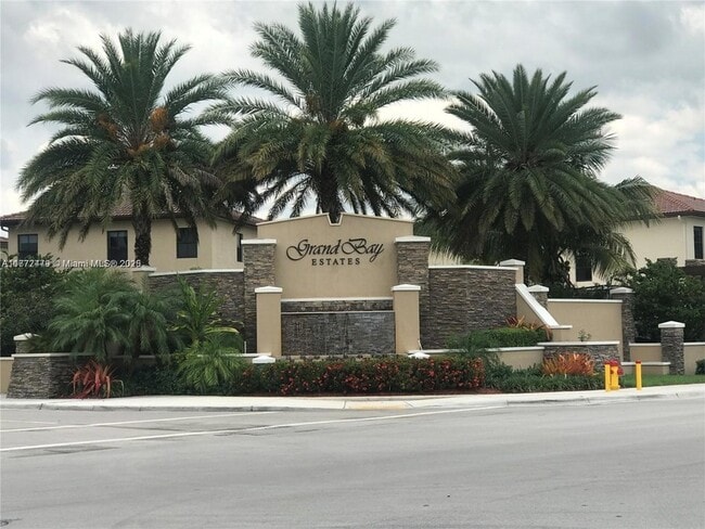 Building Photo - 8965 NW 98th Ave
