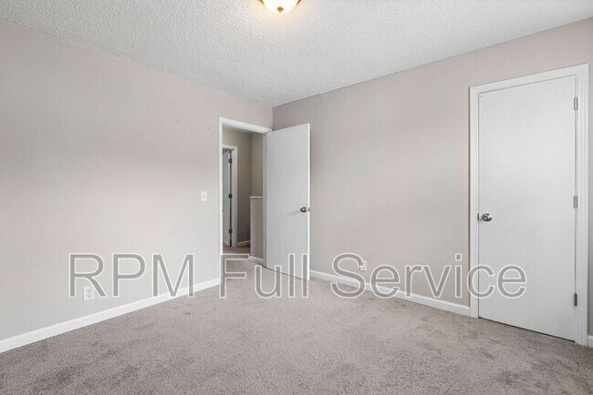 Building Photo - 1112 McAlpine Avenue