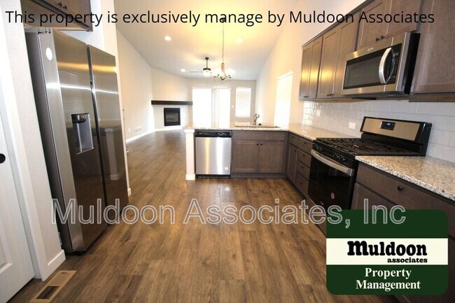 Building Photo - 10339 Finn Dr