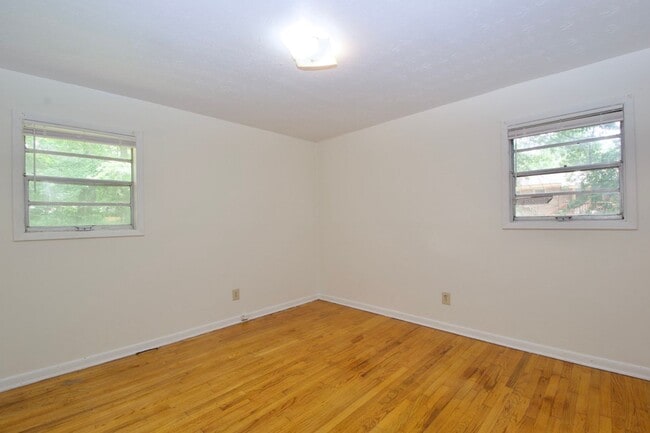 Building Photo - Charming 2BR/1BA in the Heart of Opelika –...