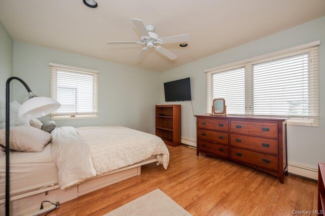 Building Photo - 40 Cayuga Ave