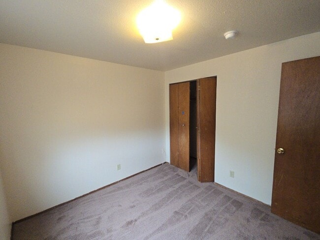 Building Photo - 3-Bedroom Arcata home located close to Cal...