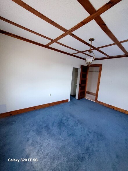 Building Photo - 47 Pleasure Dr