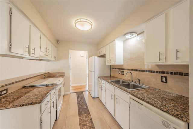 Building Photo - 3812 Indian Wells Dr