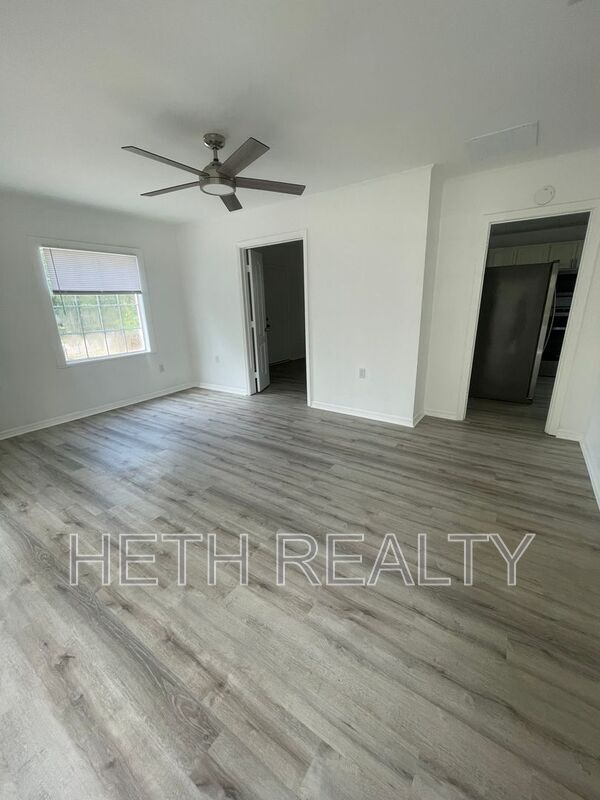 Building Photo - 1588 Hamilton Street