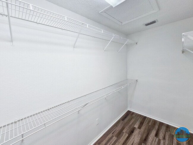 Building Photo - 12506 Vision Way