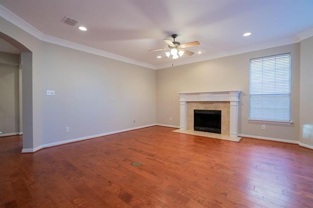 Building Photo - 703 Villanova Ct