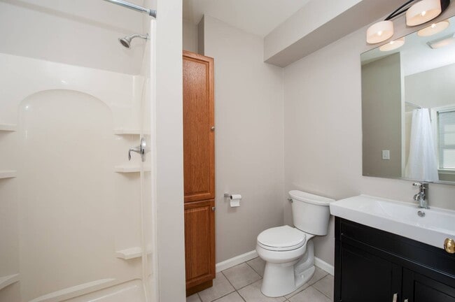 Building Photo - 1439 NY-9P