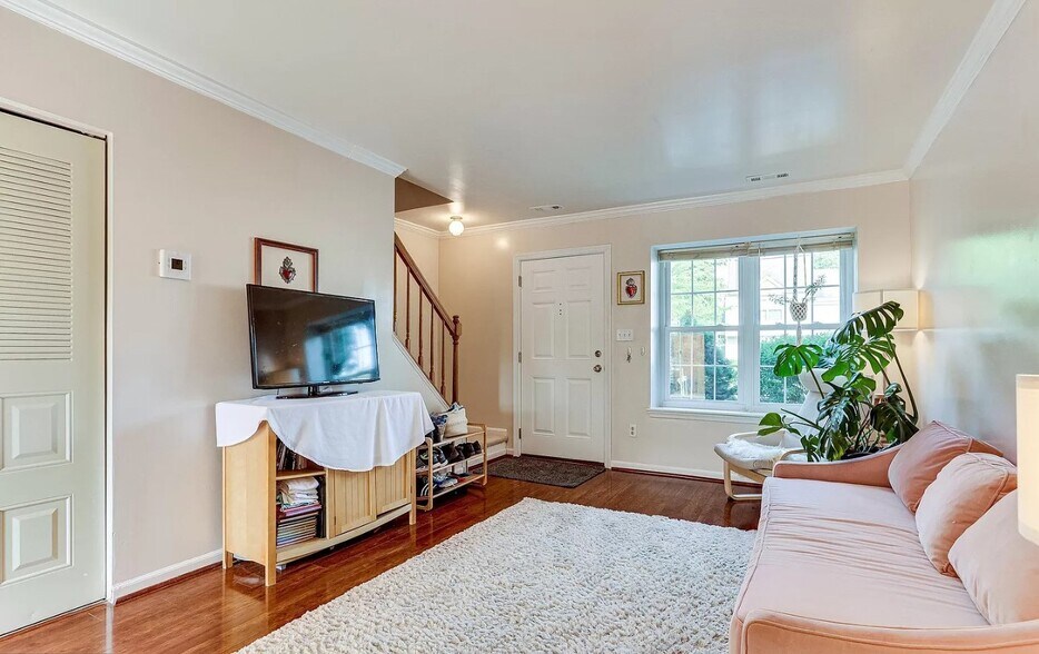 Building Photo - 21740 Calamary Cir