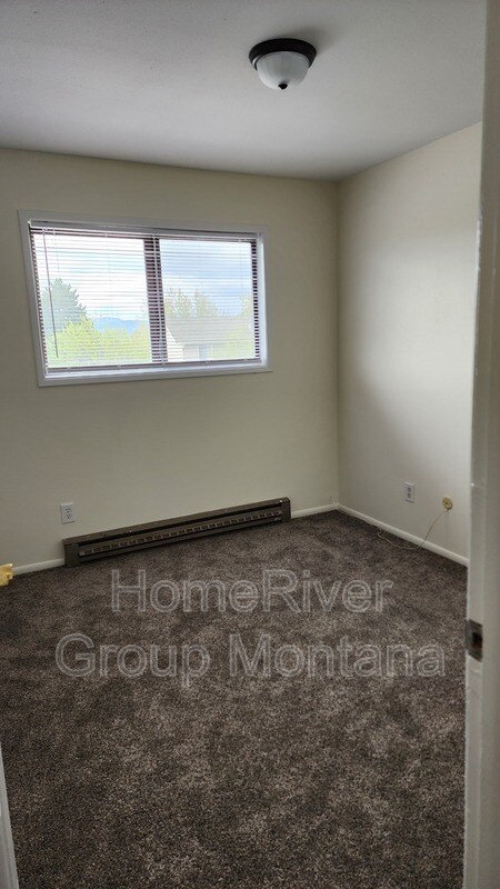 Building Photo - 2327 55th St