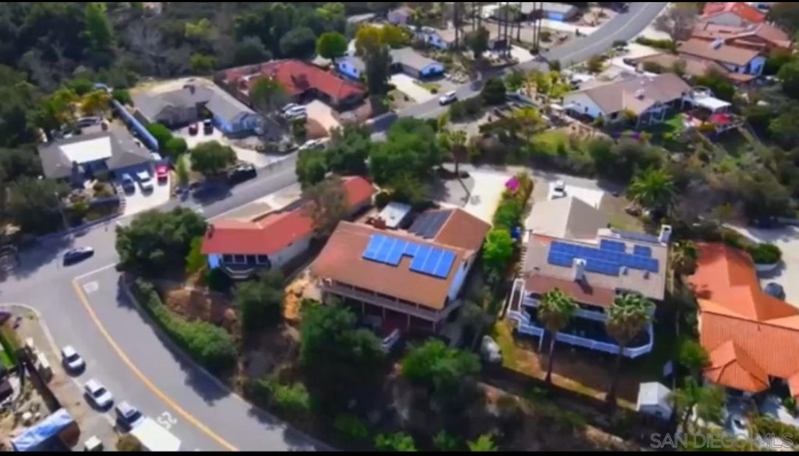 Building Photo - 15408 Vista Vicente Dr