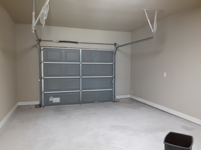 Building Photo - 106 Cornell Ave