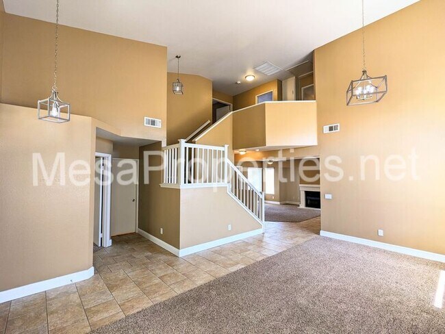 Building Photo - 14747 Amber Ct