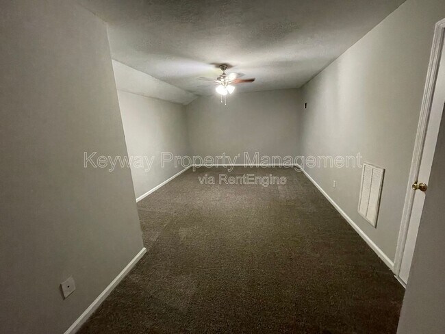 Building Photo - 445 Northrop Pl