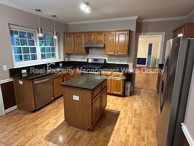 Building Photo - 106 Oak Spring Ct
