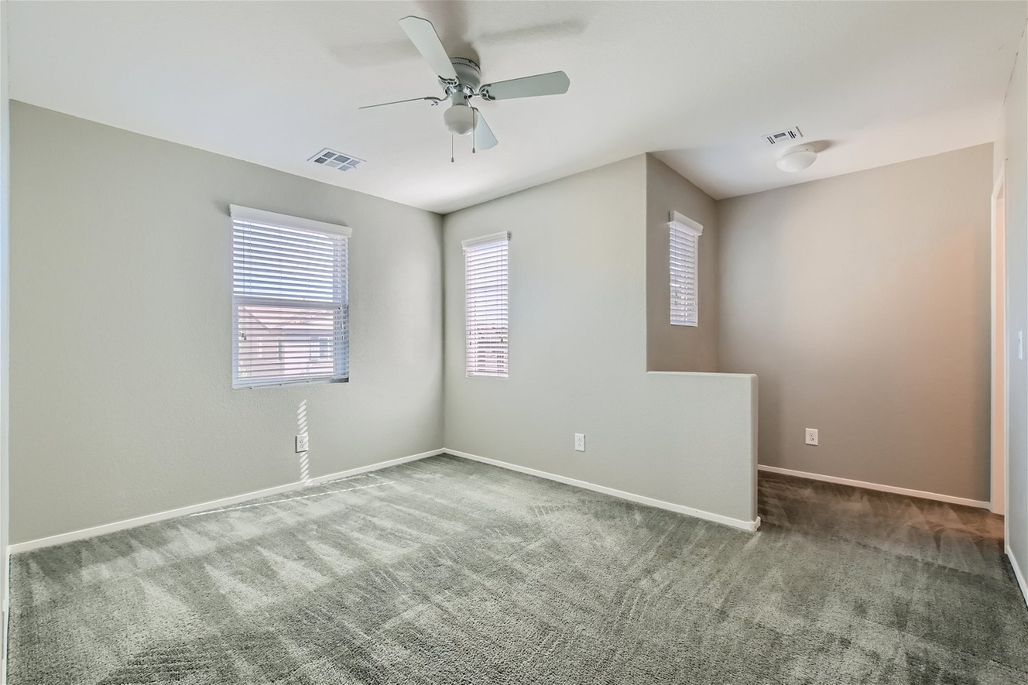 Building Photo - 10643 Forum Peak Ln