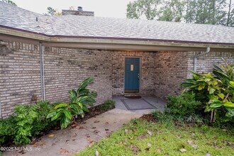 Building Photo - 3098 Pacetti Rd