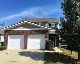 Building Photo - 2322 Middle View Dr