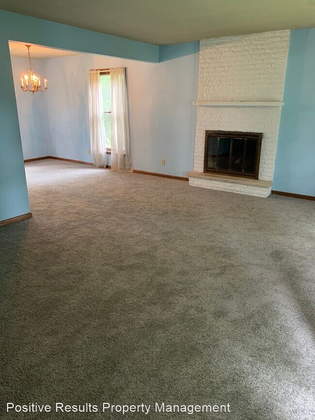 Building Photo - 4 br, 2.5 bath House - 1612 Aragona