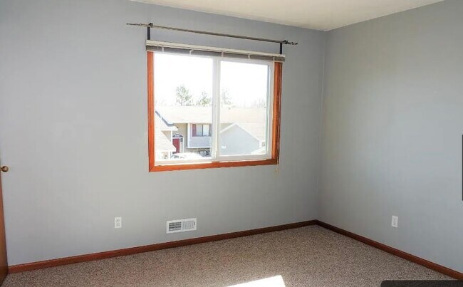 Building Photo - 3252 Dodd Ln