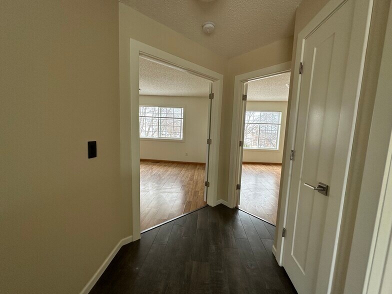 Entrance to Master Bedroom - 813 Alysheba Rd