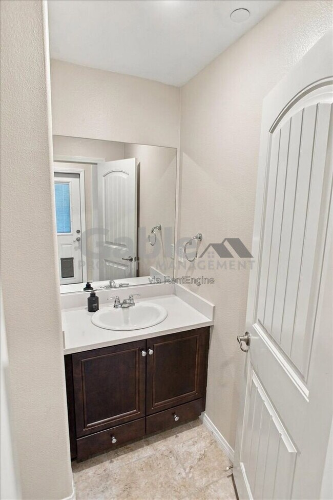 Building Photo - 24266 Verdugo Cir