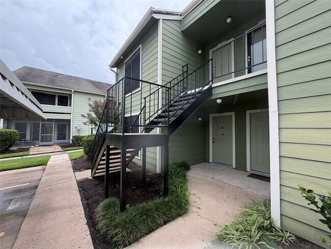 Building Photo - 14777 Wunderlich Dr