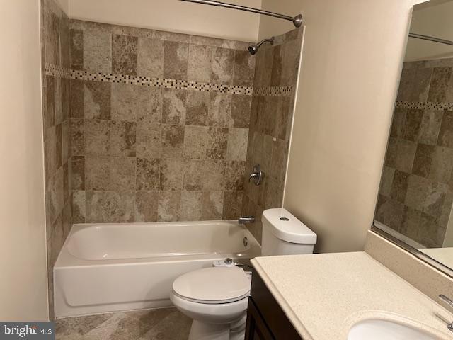 Building Photo - 13403 Poplar Woods Ct