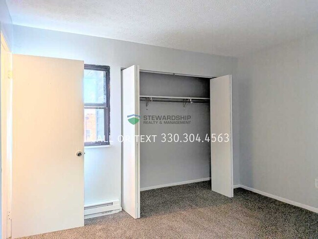 Building Photo - 311 Engadine Ct