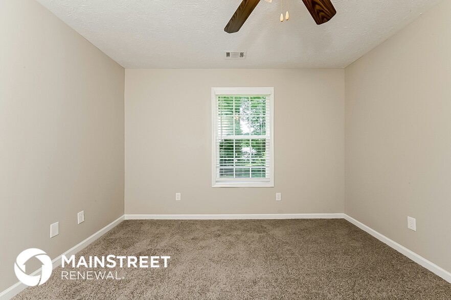 Building Photo - 20 Haywood Ct