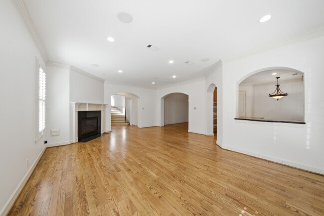 Building Photo - 6343 Mystic Bridge Dr