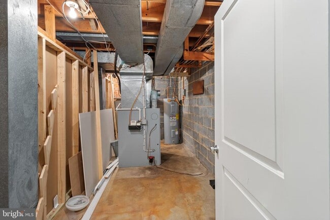 Building Photo - 15118 Liberty Grove Dr