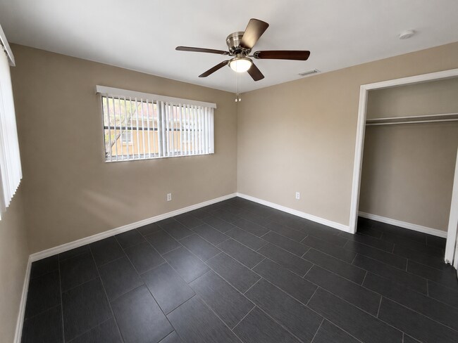 Building Photo - Cozy 2/2 Duplex
