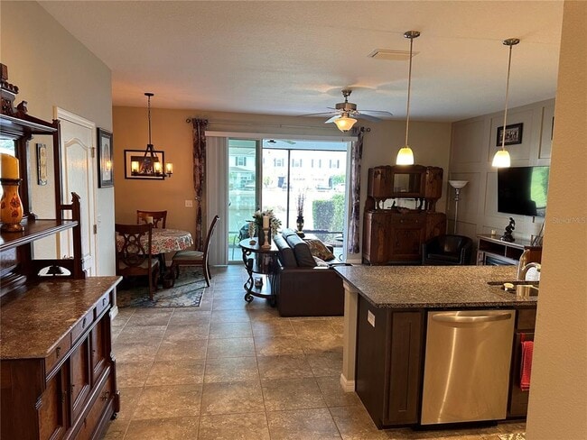 Building Photo - 6434 Baytown Dr