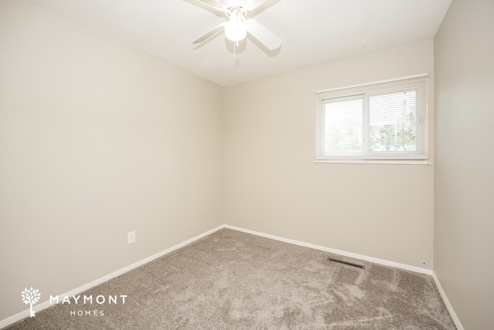 Building Photo - 25120 Sandhurst Rd