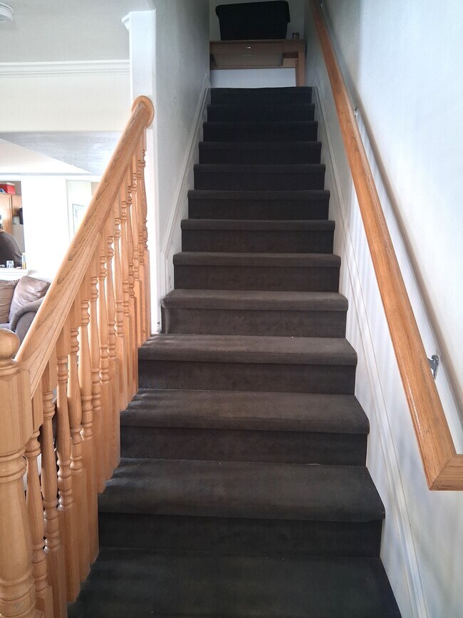 Building Photo - 879 E 350 N