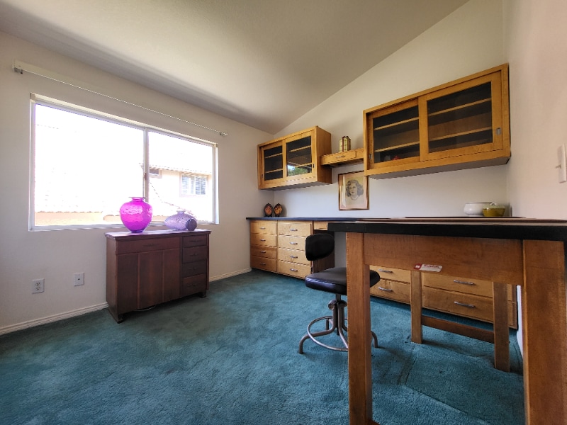 Building Photo - 21714 Agajanian Ln