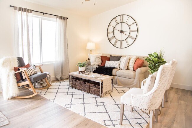 Building Photo - 939 Ironwood Dr