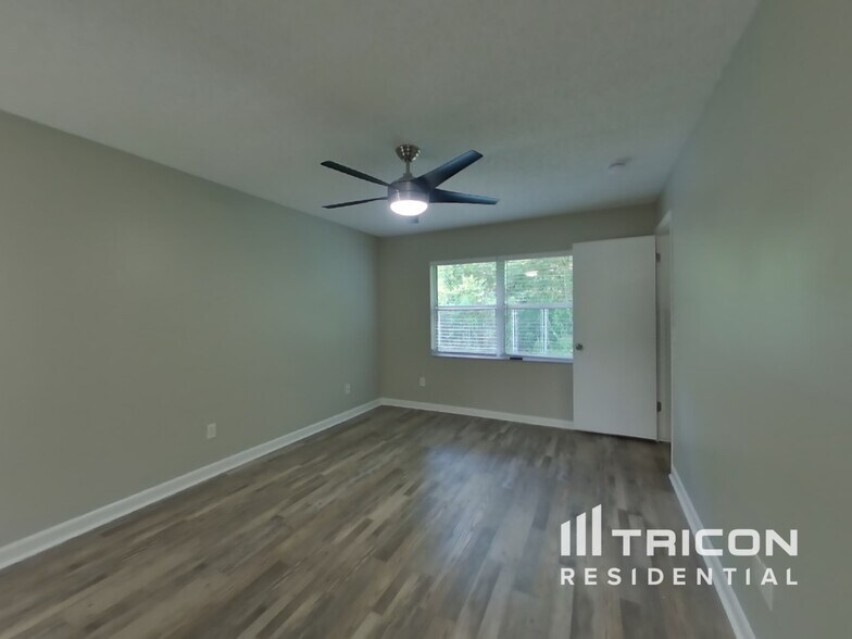 Building Photo - 12537 Indiana Woods Ln