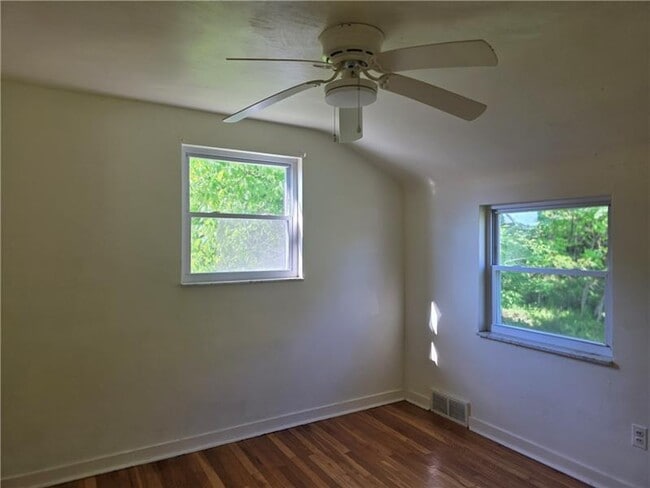 Building Photo - 416 Jacobson Dr