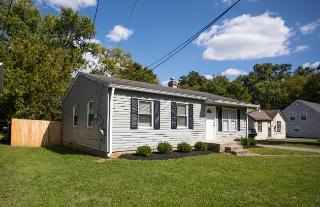 Building Photo - 603 Plainview Ave