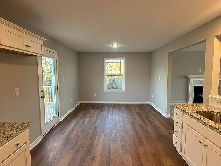 Building Photo - 228 Mahogany Wy