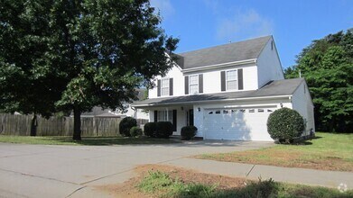 Building Photo - 3 bedroom home in Steele Creek