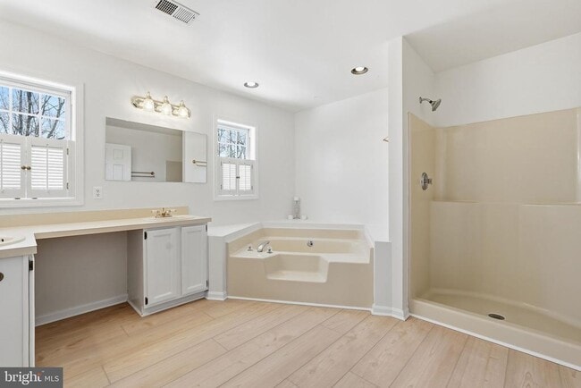 Building Photo - 35298 Scotland Heights Rd