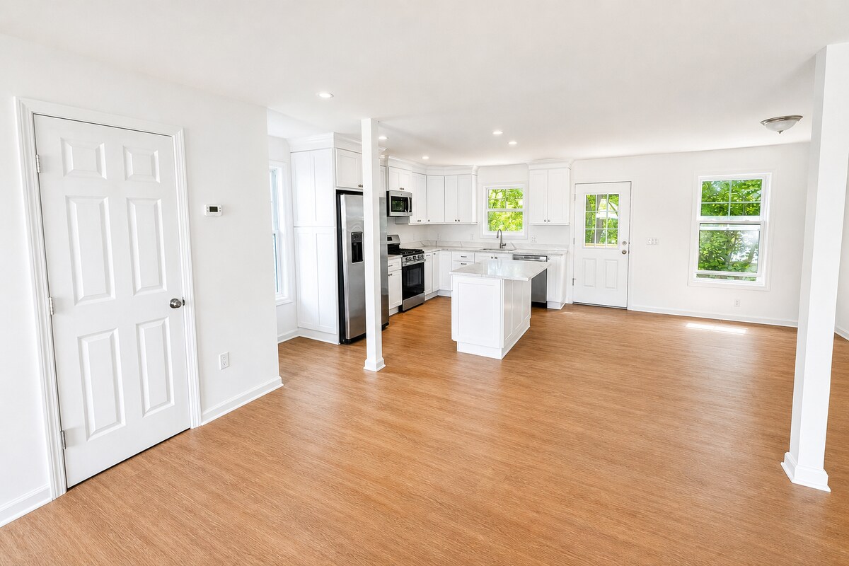 Building Photo - 22 Infield St