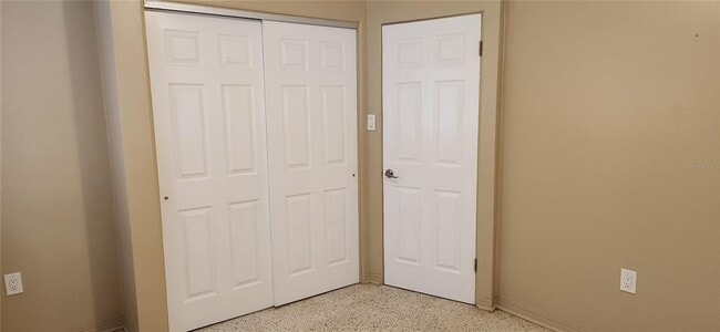 Building Photo - 6335 Alaska Ave